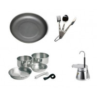 Camping dishes and cutlery